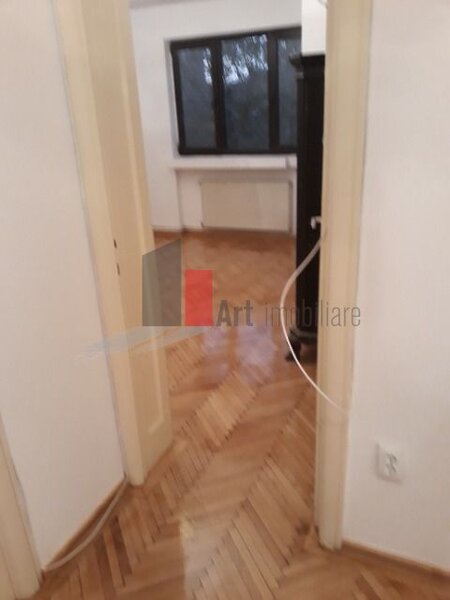 Carol I, apartament 4 camere.